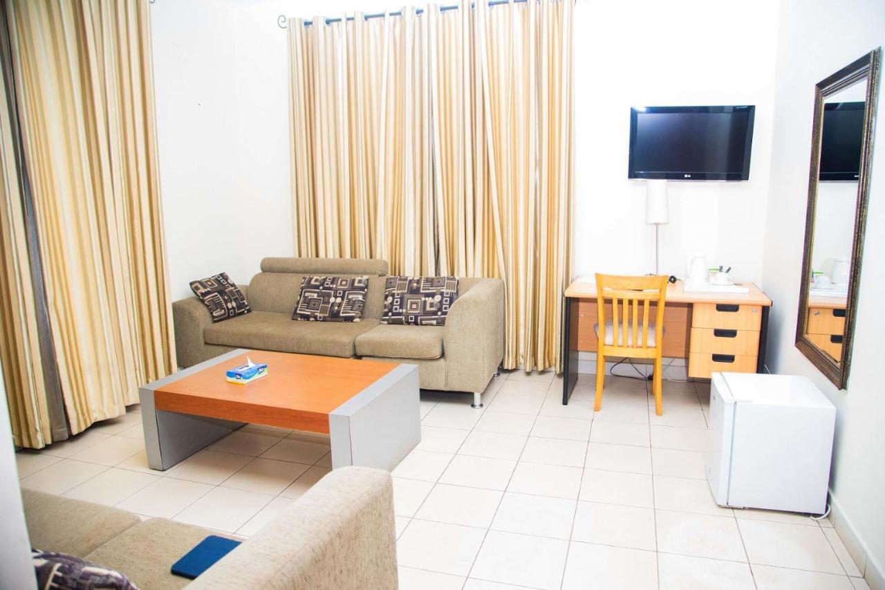 One Click Hotel Кигали Экстерьер фото