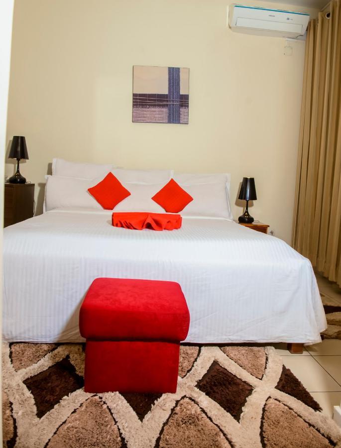 One Click Hotel Кигали Экстерьер фото