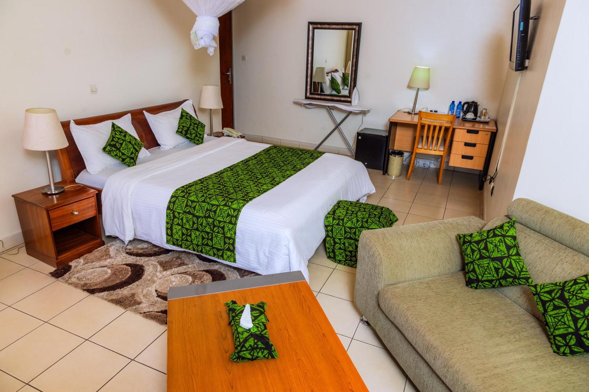 One Click Hotel Кигали Экстерьер фото