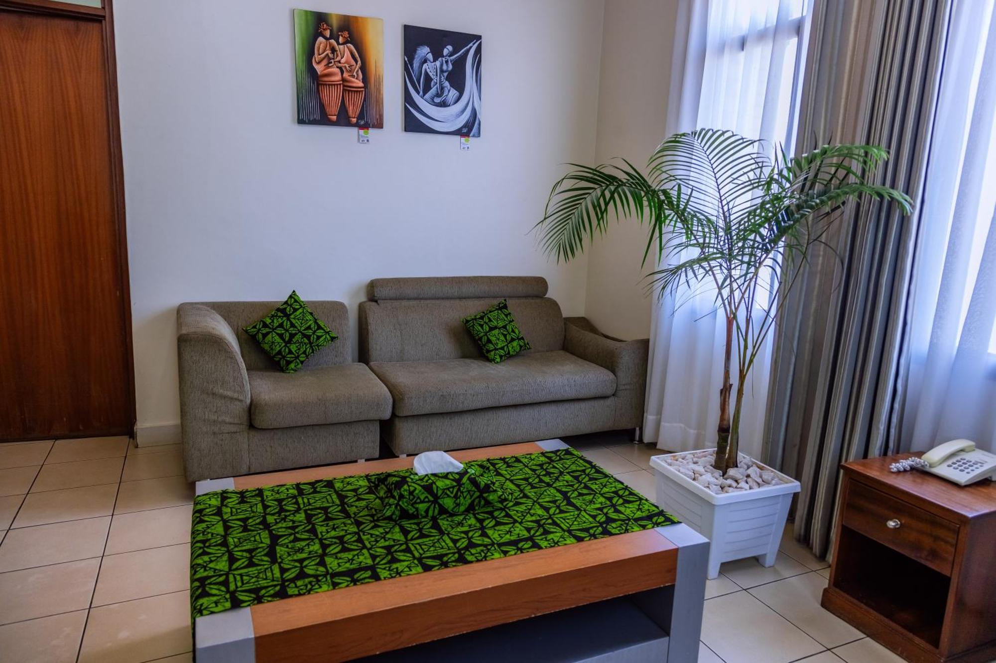One Click Hotel Кигали Экстерьер фото
